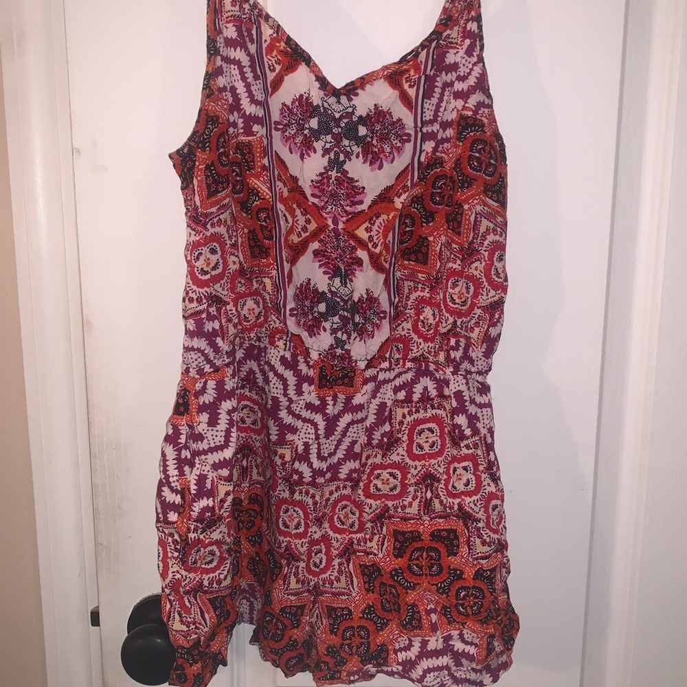 Romper - Picture 2 of 4